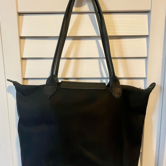 Longchamp Le Pliage Neo M Black Tote Bag Discontinued - Picture 4 of 8